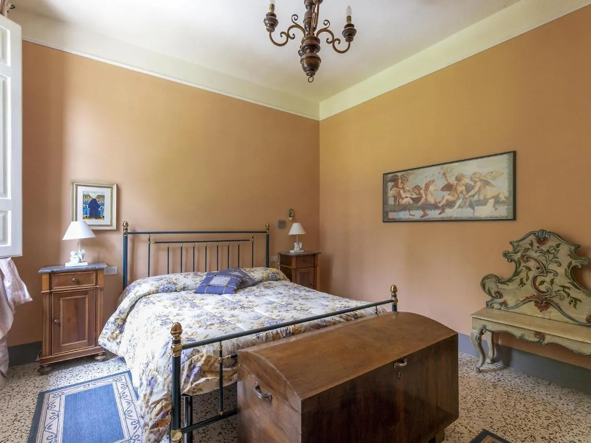 Belvilla By Oyo Casa Rossa 8 Pax Marti 0*,  Italien